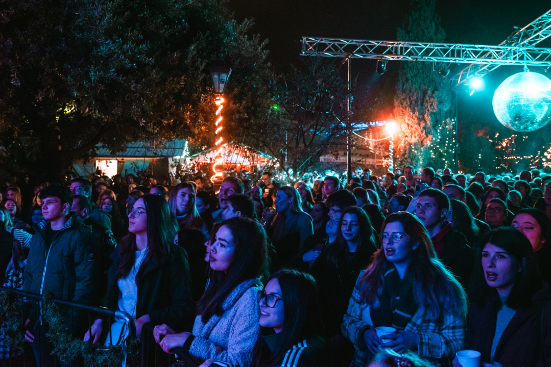 Vesna Pisarović dobrim starim hitovima oduševila Šibenčane