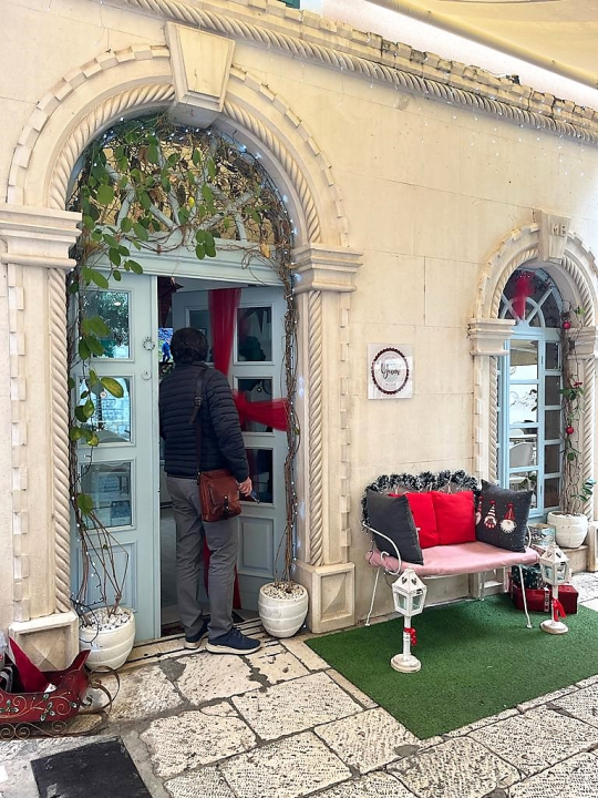 Yum Pastry Shop ima najljepši izlog u gradu