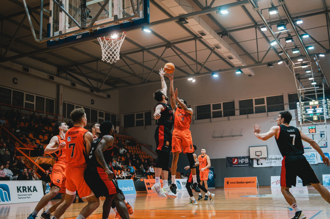 Šibenki protiv Komarna mala, ali ohrabrujuća prednost