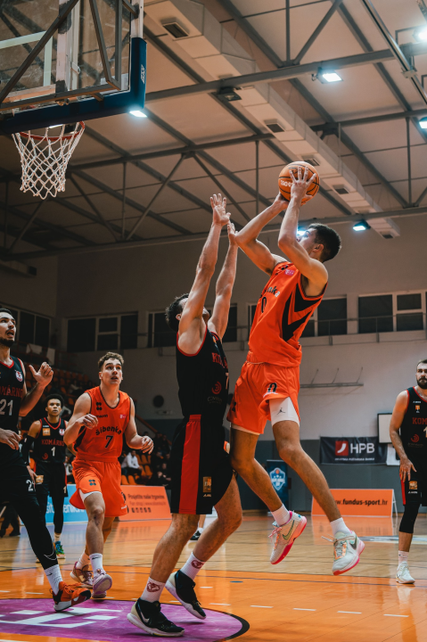 Šibenki protiv Komarna mala, ali ohrabrujuća prednost