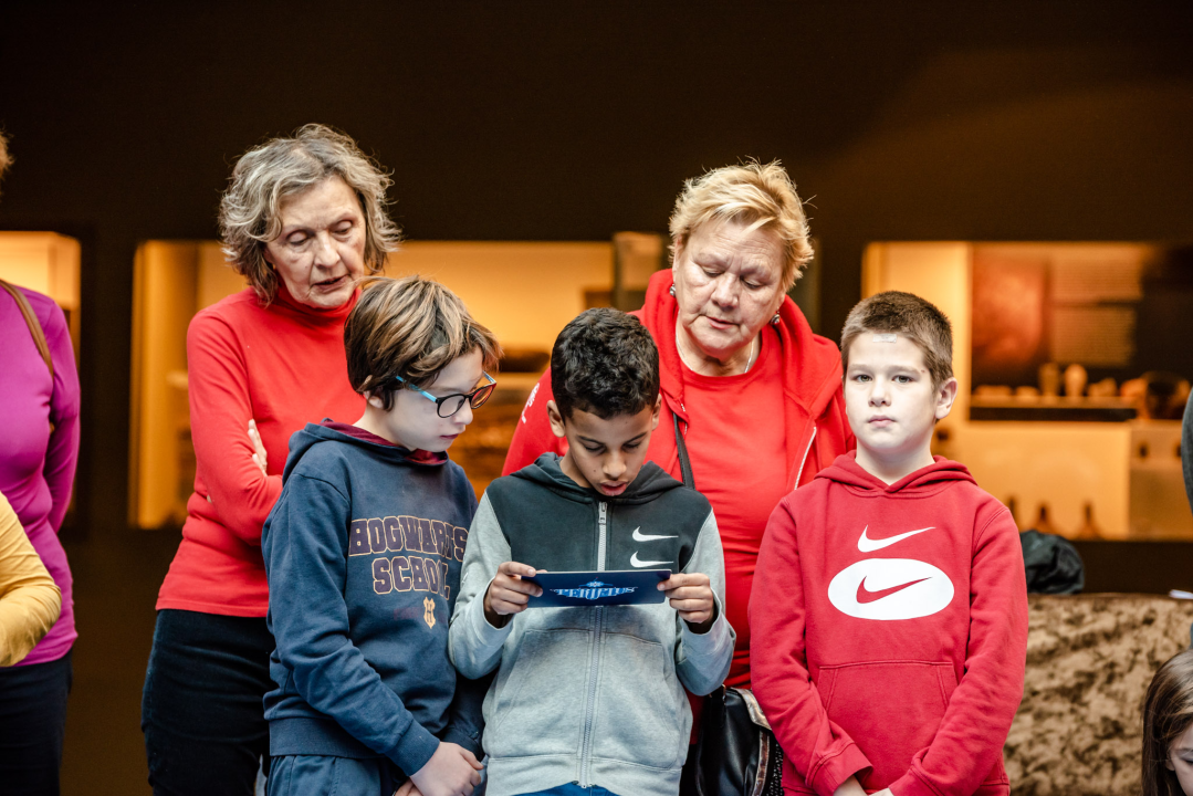 Noć muzeja u Šibeniku započela je slatko: Učenici napravili staru rimsku slasticu
