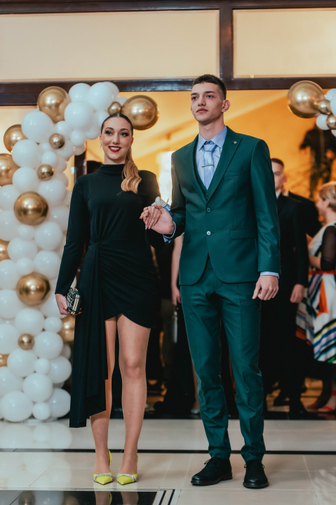 Učenici Prometno-tehničke škole Šibenik poput holivudskih zvijezda na maturalnom plesu (2)