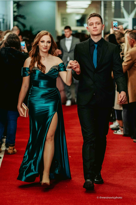 Gimnazijalci zasjali u večeri koju će pamtiti do kraja života! (2.dio)