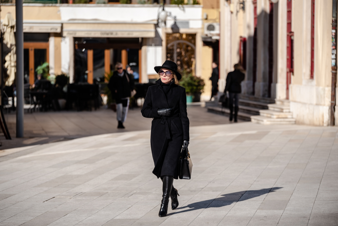 Ležerne i trendi kombinacije koje će vas osvojiti na prvu: Evo tko nam je ovaj tjedan upao u oko!