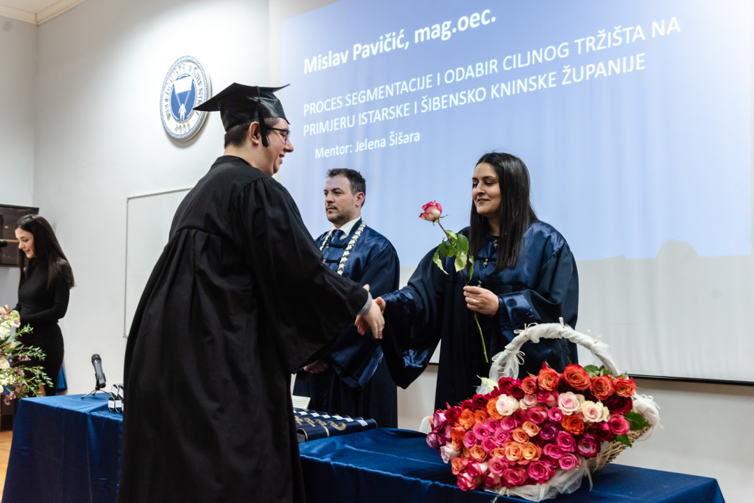 Svečana promocija studenata VUŠ-a: 'Vi ste budućnost naše zemlje i ona će biti onakva kakvom je vi oblikujete'