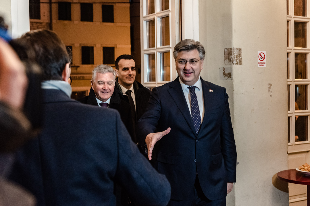 Andrej Plenković na proslavi šibenskog HDZ-a: 'Šibenik je ključan grad na obali, važan za naš identitet i kulturu'