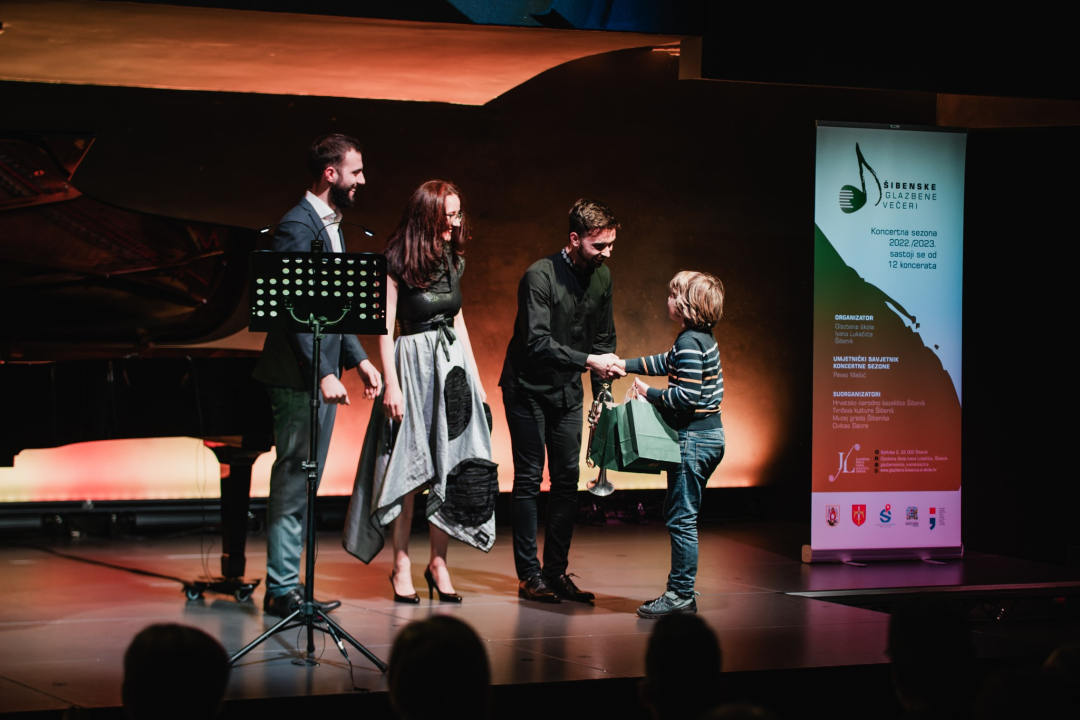 Nekadašnji učenici šibenske Glazbene škole oduševili publiku u Arsenu