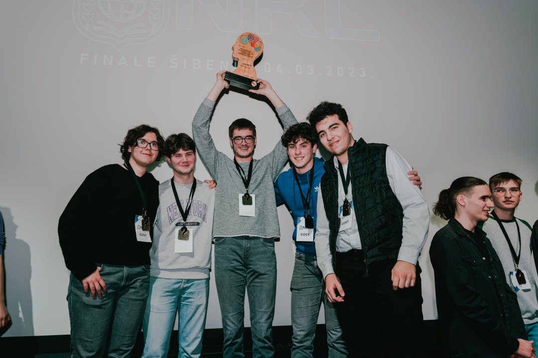 Šibenčani pobjednici Nacionalne kviz lige srednjoškolaca, iza sebe ostavili 900 učenika iz 45 škola