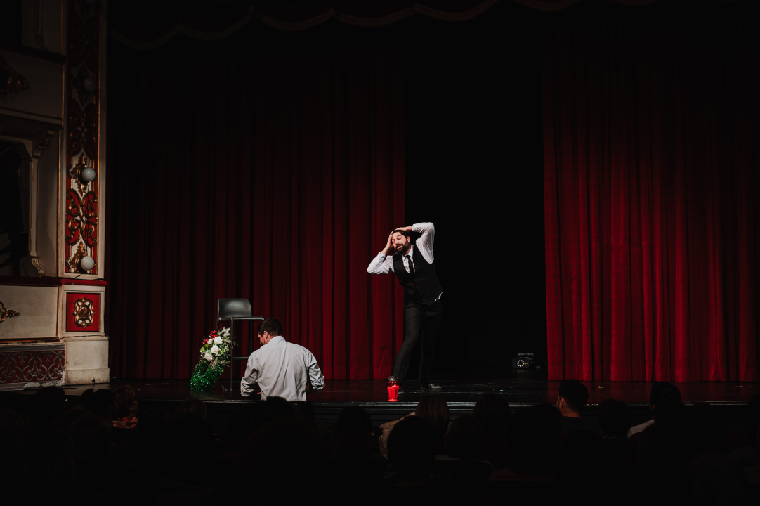 Perić i Detelić na daskama koje, u ovom slučaju, smrt znače publiku nasmijali ‘Direkt u glavu’