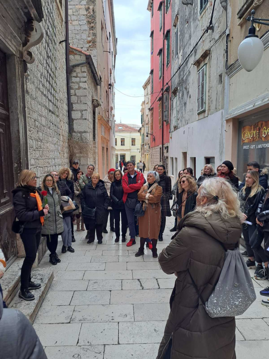 Gimnazijalci mjesec dana istraživali o poznatim šibenskim curama