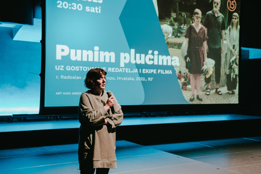 Gonzo nakon šibenske premijere debitantskog filma: 'Scenarij sam pisao na Zlarinu, inspirirale su me priče sa sprovoda'