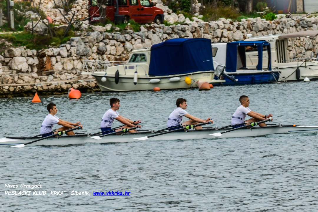U Zatonu se za vikend okupilo oko 450 sportaša, veslači Krke odlični