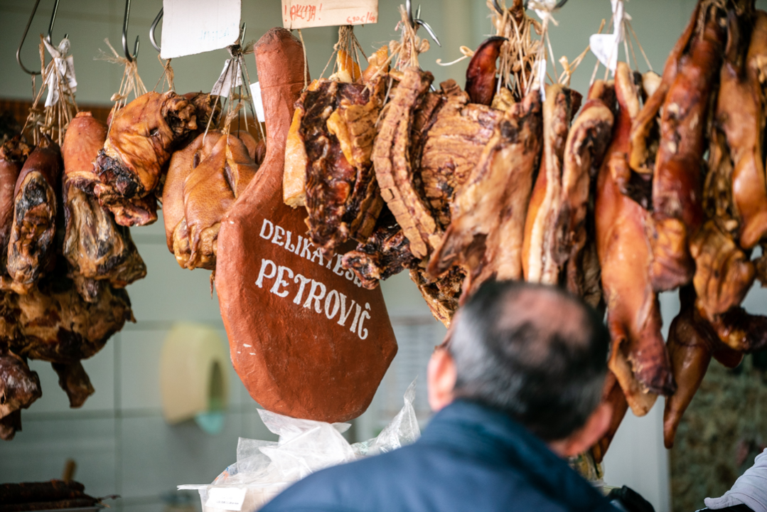 Delikatese Petrović sa šibenske pijace počastit će za Uskrs jednog čitatelja s platom za četiri osobe