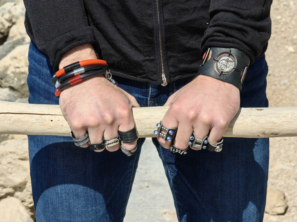 Sanja Kljajić inspiraciju za nakit pronalazi u svemu što je okružuje, a nedavno je predstavila mušku kolekciju: 'Sin je bio model'