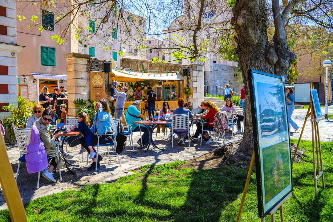 U okviru Svjetskog dana umjetnosti otvorena izložba 'Ja umjetnik'
