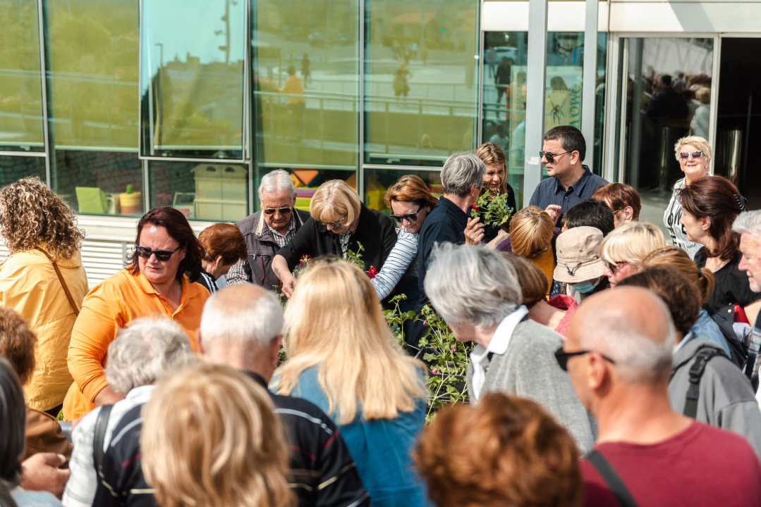 Stotinjak građana utjehu našlo u điranima: 'Vidi ove, cili je vrt natrpala!'