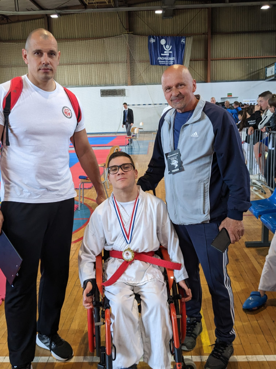 Upornost i trud uvijek nađu svoj put: Šibenski karatist Antonio Šaršanski prvak Hrvatske! 