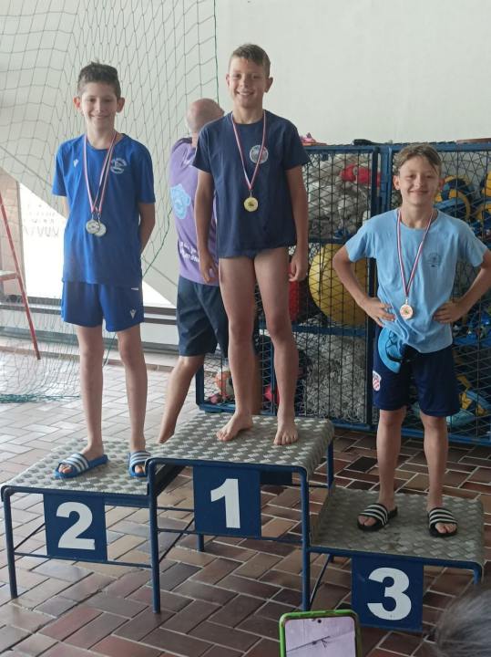 'Žetva' medalja za plivačice i plivače šibenskog 'Mora' na Regionalnim prvenstvima u Splitu
