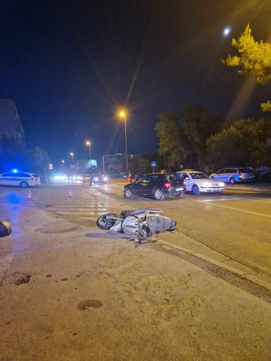 Prometna nesreća na skretanju prema Vidicima: Jedna osoba ozlijeđena 