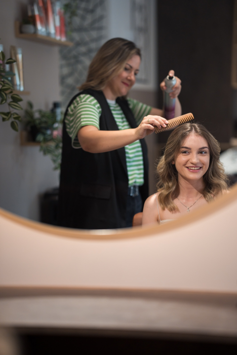 Weare hairstudio pružit će vašoj kosi njegu koju zaslužuje!