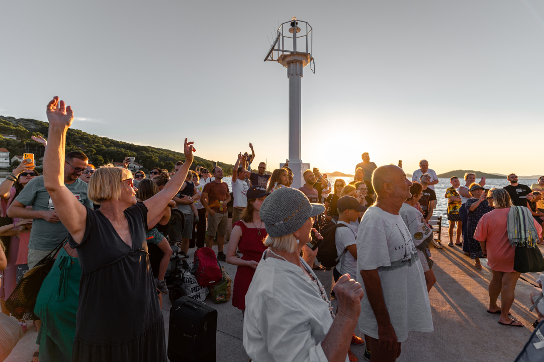 Pogledajte kako su se od Tijata oprostili na Zlarinu