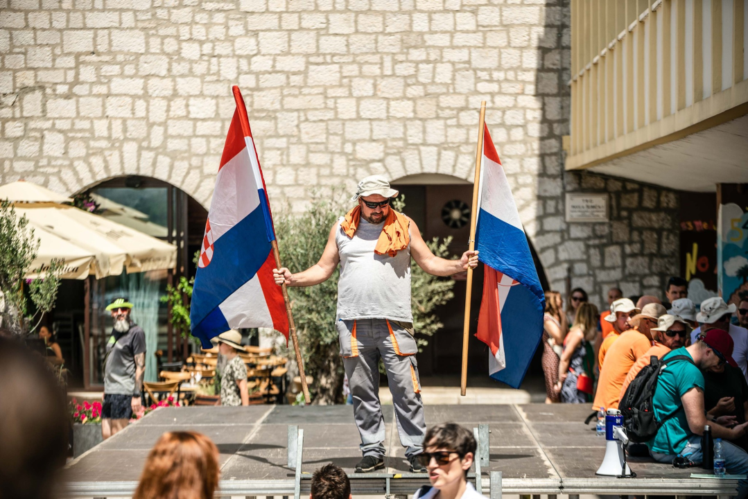 Radnici Cesta Šibenik održali novi prosvjed: 'Župan uništava ovu tvrtku i ove ljude'
