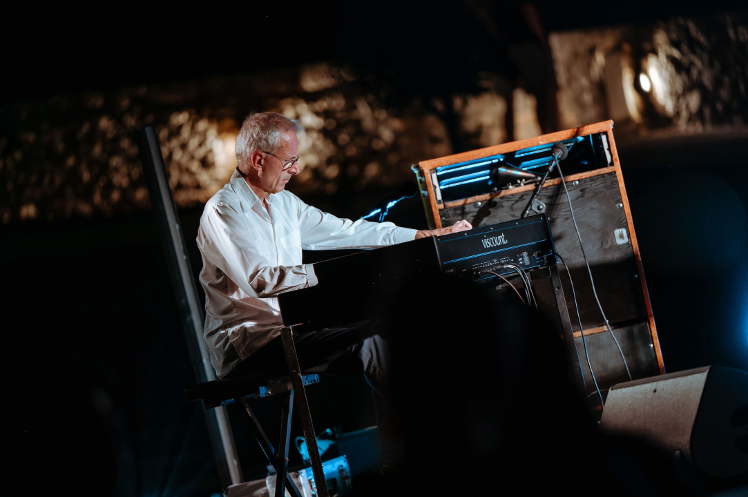 Rođendan Ive Robića obilježen na tvrđavi Barone uz Daniela Caccia i Organ Trio