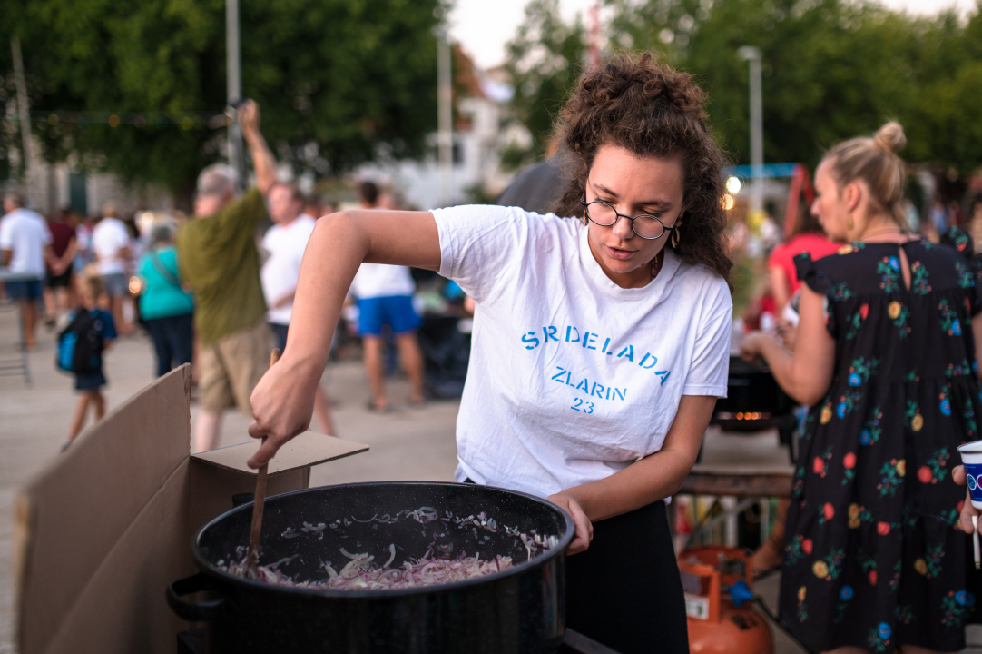 Na Zlarinu održana tradicionalna Brudetijada: Najbolji brudet skuhala je ekipa Rudina