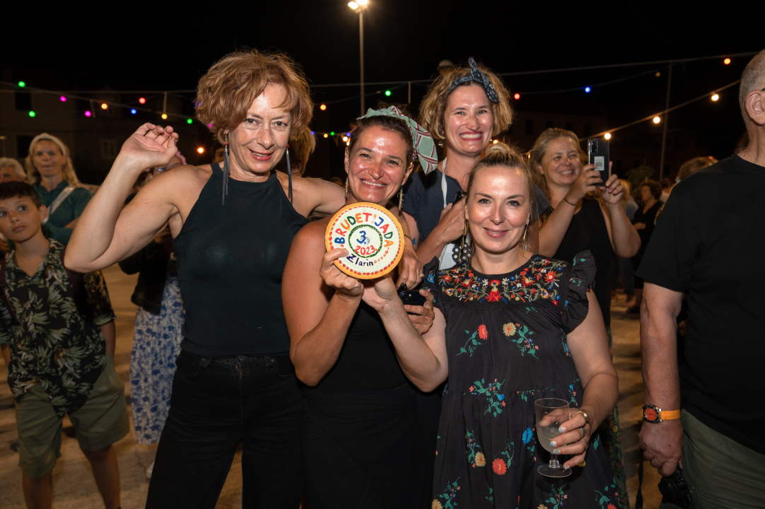 Na Zlarinu održana tradicionalna Brudetijada: Najbolji brudet skuhala je ekipa Rudina