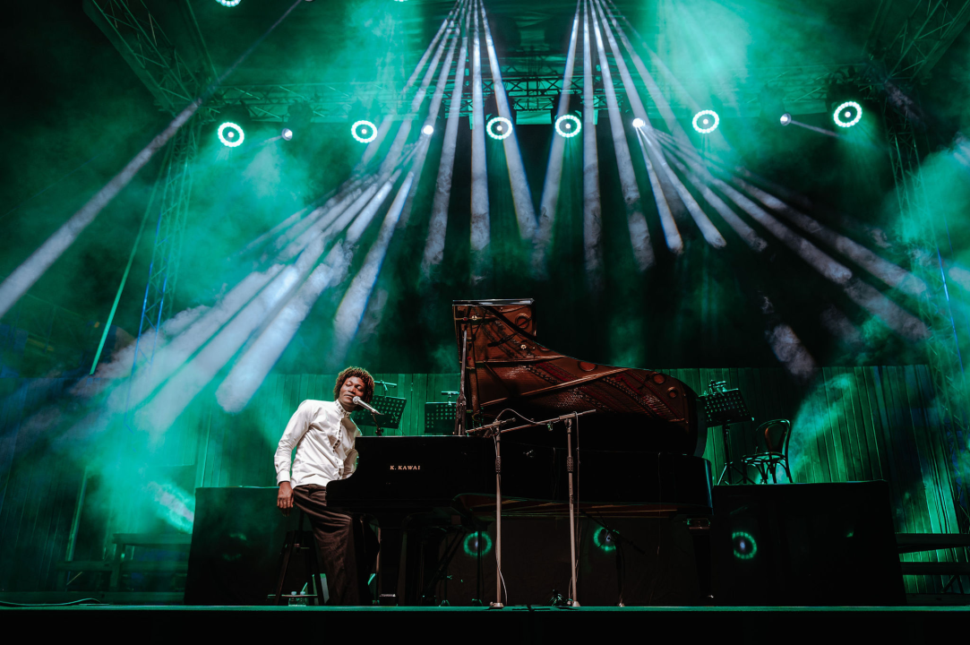 Benjamin Clementine na sv. Mihovilu: Osebujan koncert o kojem će se još pričati