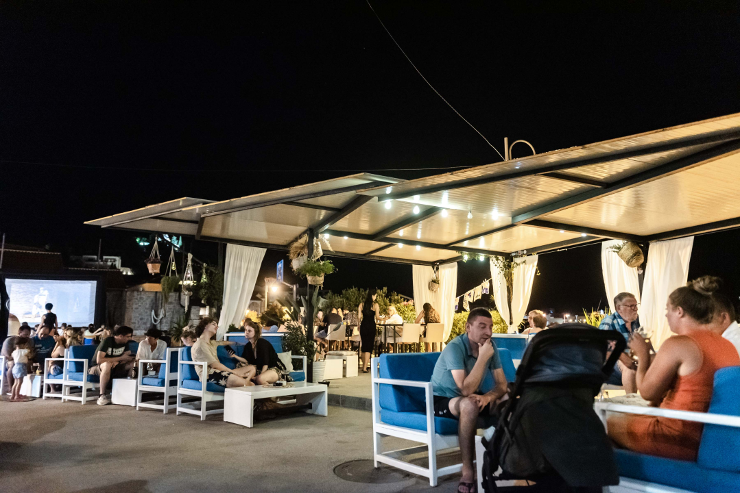 Rock'n'roll, finger food i kokteli: Stray Cat mjesto je koje morate posjetiti! 