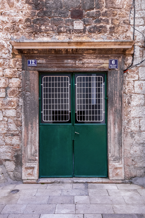 Društvo Juraj Dalmatinac obnavlja renesansno-barokni portal u Ulici don Krste Stošića