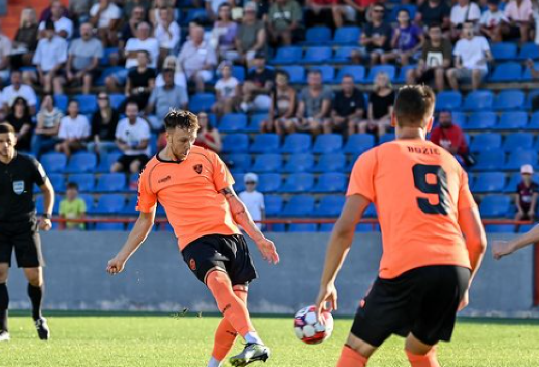 Šibenik i dalje uživa u nogometu, no trener Carević poziva na popravljanje nekih stvari, Majiću problemi sa ramenom