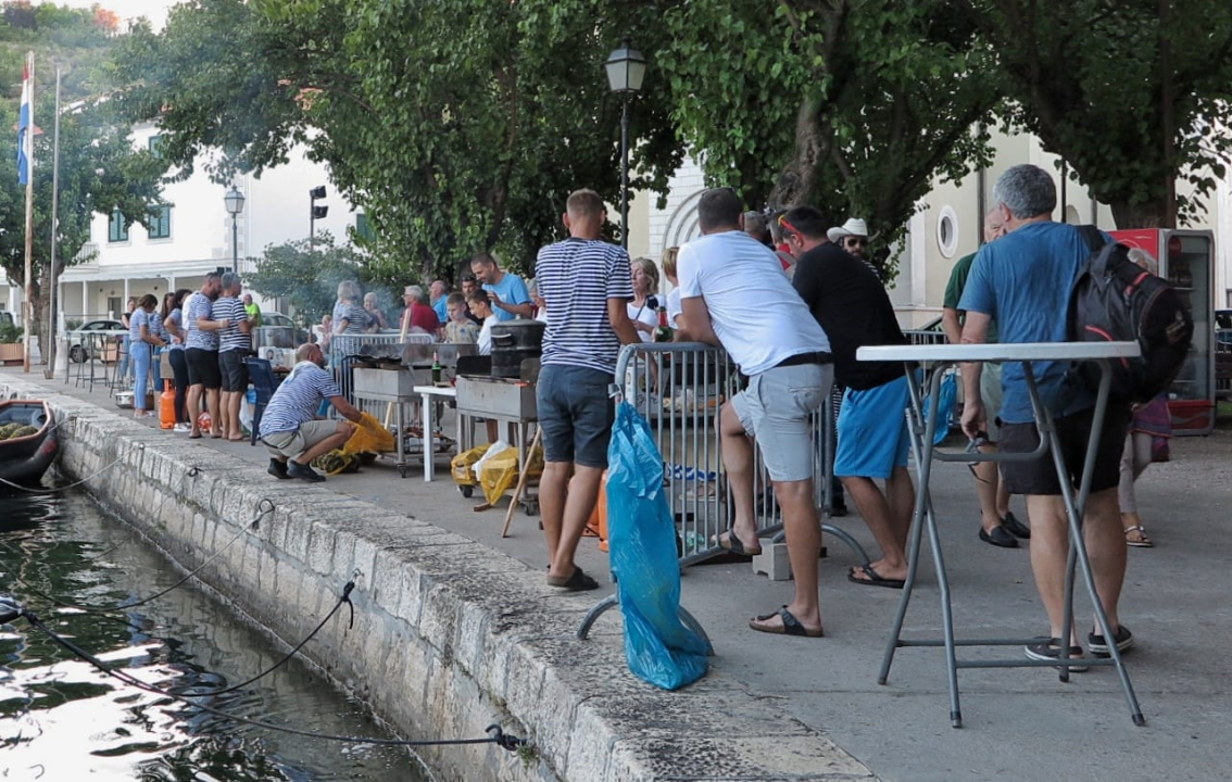 Pogledajte kako je bilo na tradicionalnoj Zatonskoj pidočijadi