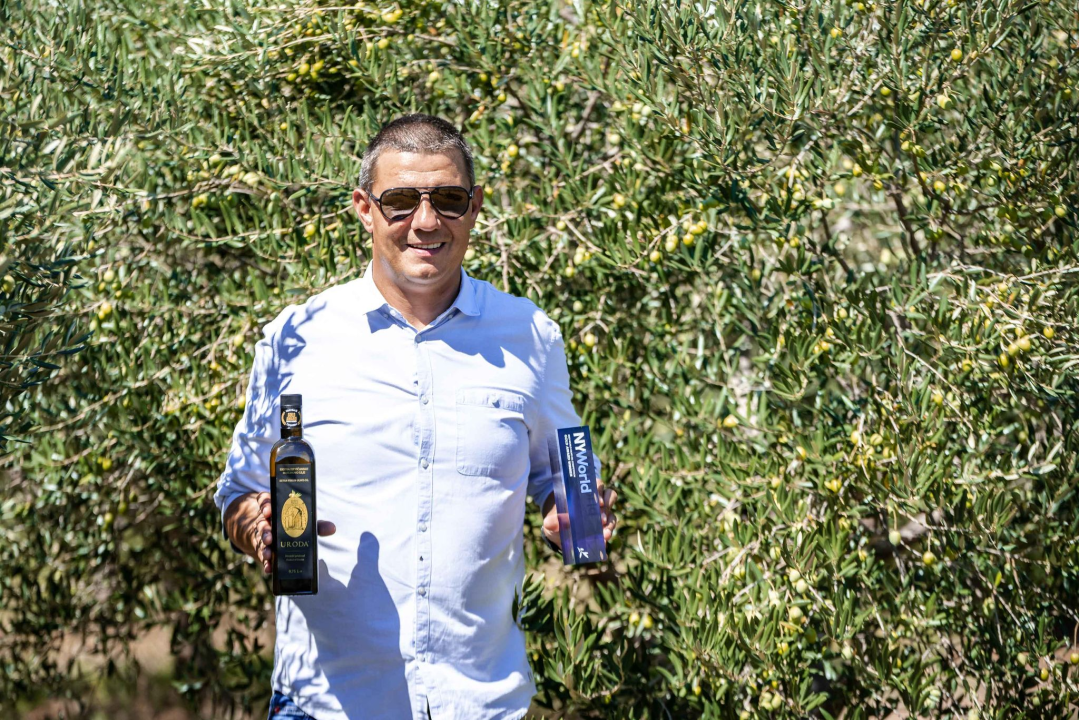 Krešimir Uroda vratio se u Pirovac, oživio maslinik i danas je njegovo ulje među najboljim u svijetu