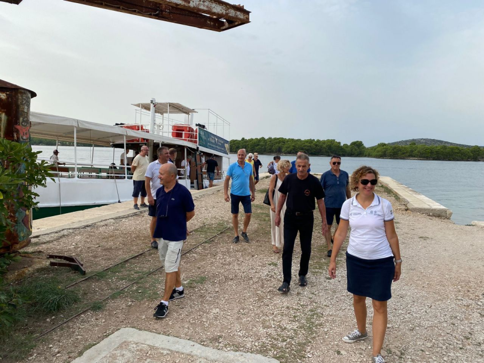 Hrvatski branitelji posjetili tvrđavu sv. Nikole i Posjetiteljski centar 'Kanal sv. Ante'