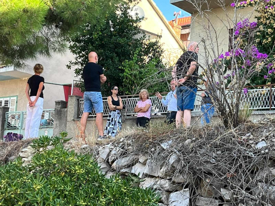 Stanari Rendićeve ulice dobili obećanje o sanaciji, pročelnik Jurić: 'Nisam došao ovdje kao neprijatelj'