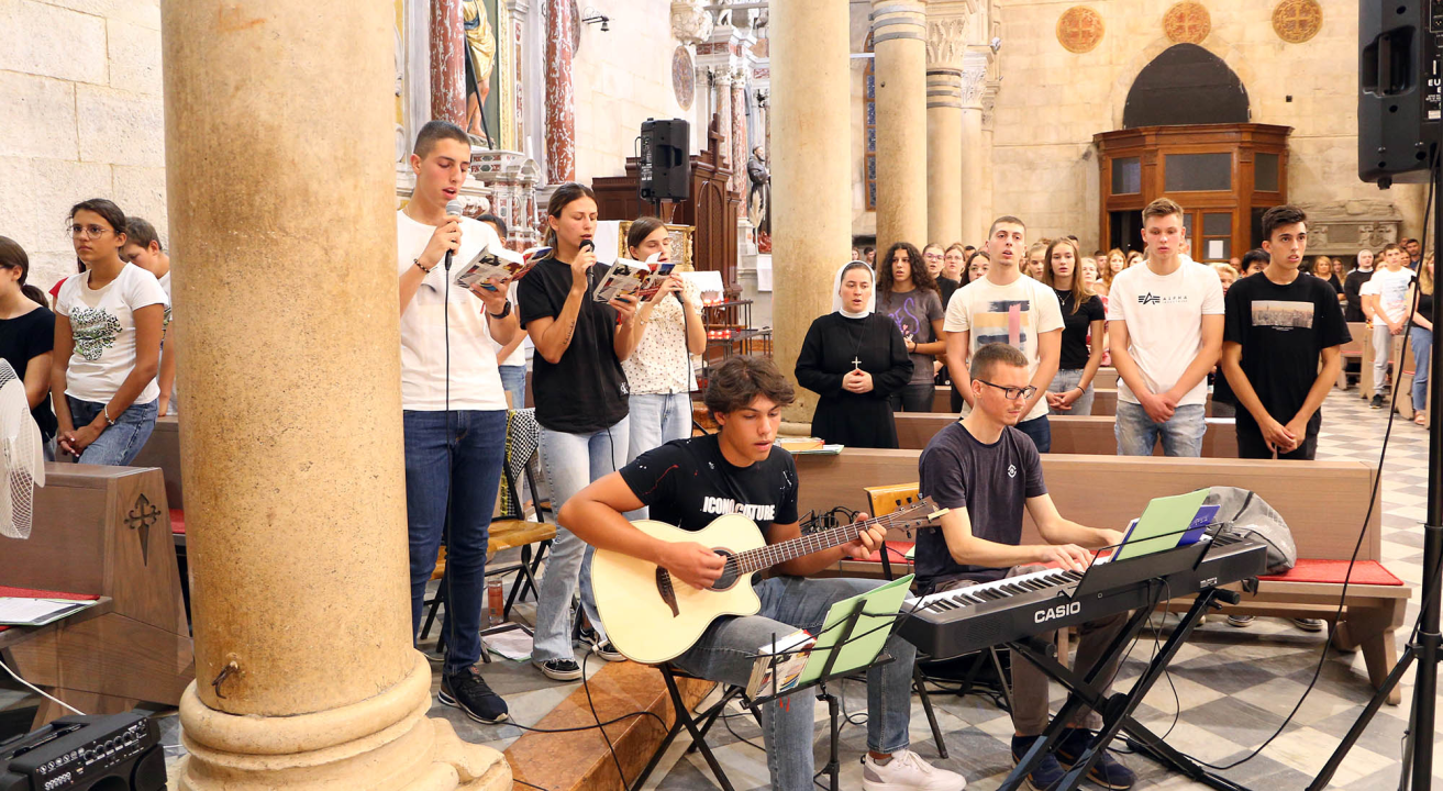 Tradicionalno okupljanje mladih u povodu blagdana sv. Mihovila
