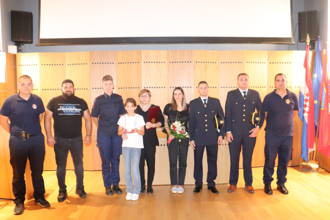 Nagrada Grada Skradina posthumno dodijeljena Ivanu Šišku