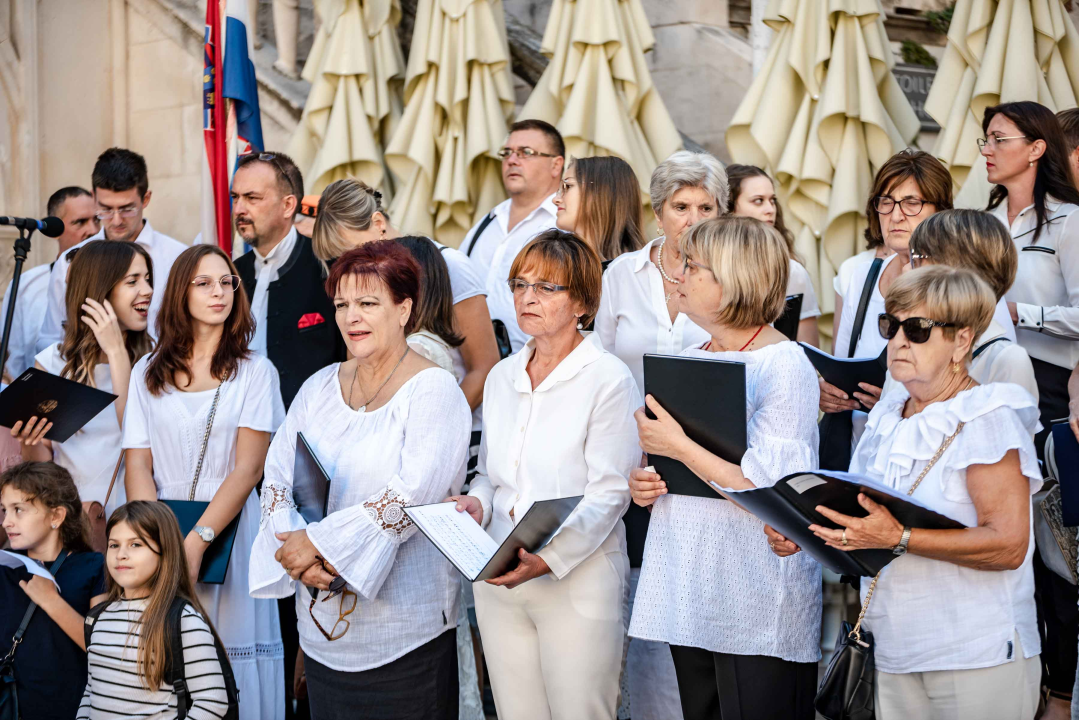 Misom i procesijom obilježen Dan grada i blagdan sv. Mihovila