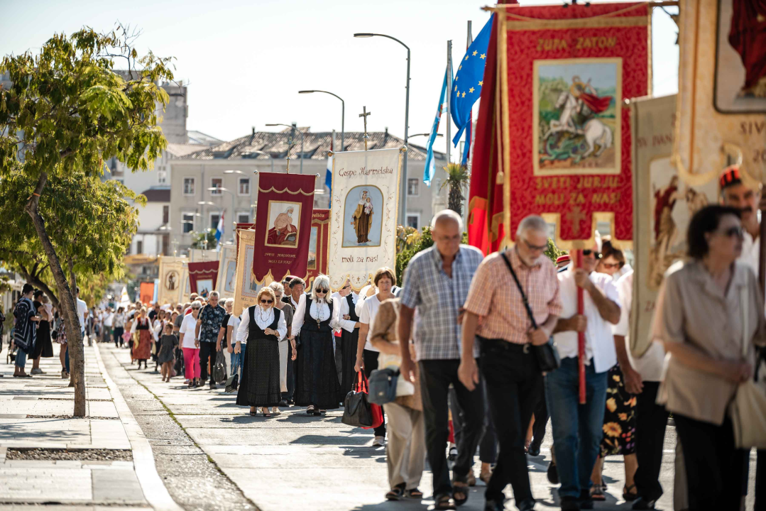 Misom i procesijom obilježen Dan grada i blagdan sv. Mihovila