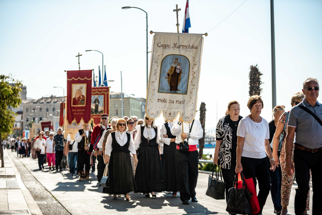 Misom i procesijom obilježen Dan grada i blagdan sv. Mihovila