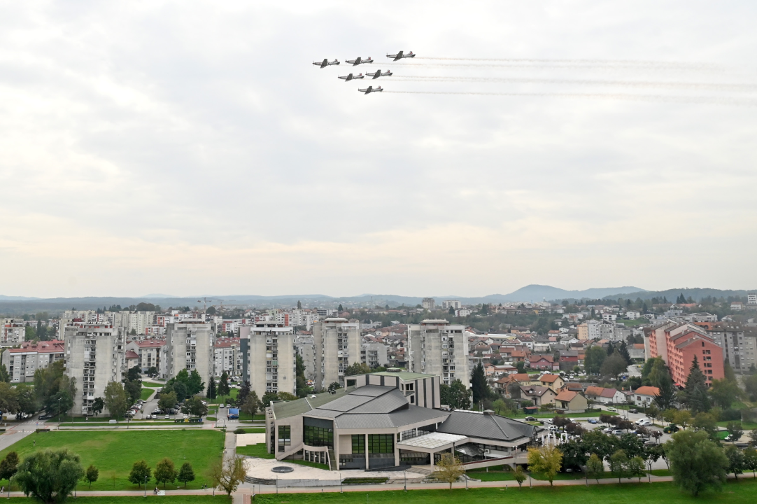 'Krila Oluje' ponovo pozdravila brojne hrvatske gradove: 'Srce nam je veliko kao kuća' 