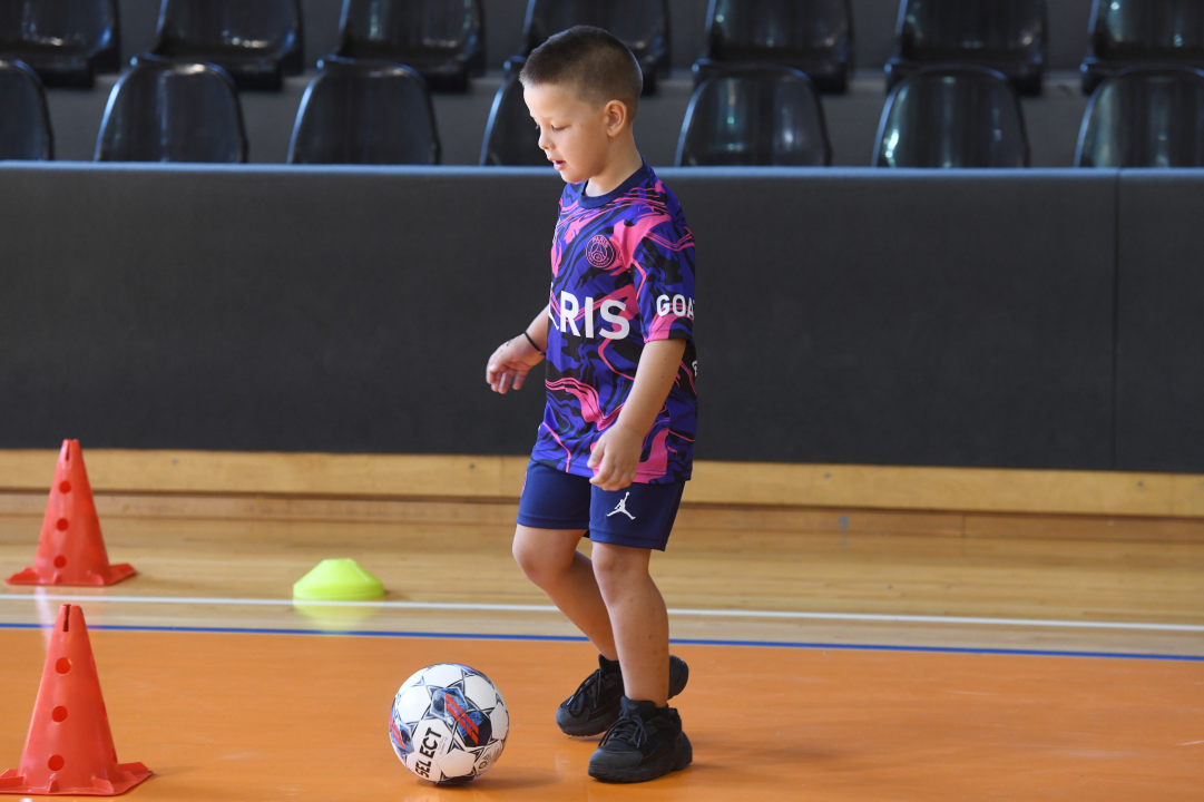 Promocija futsala: Djeca DV Žižula posjetila malonogometaše Crnice 