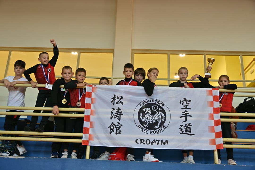 Karate klub Okit-Vodice osvojio 15 medalja na Prvenstvu Hrvatske za mlađe uzraste