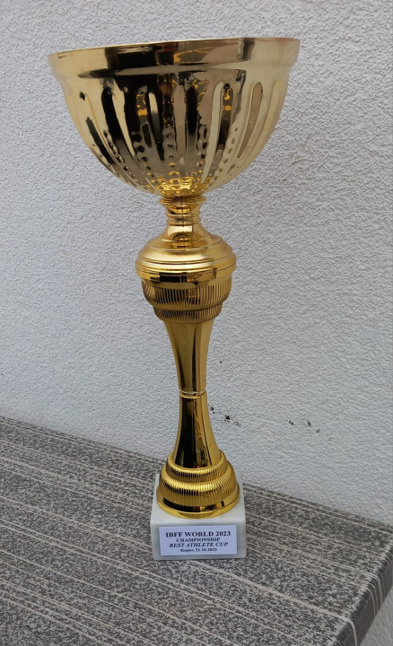 Šibenčanka Nada u sedmom desetljeću penje se na binu i osvaja zlato: 'Ponosim se svojim godinama'