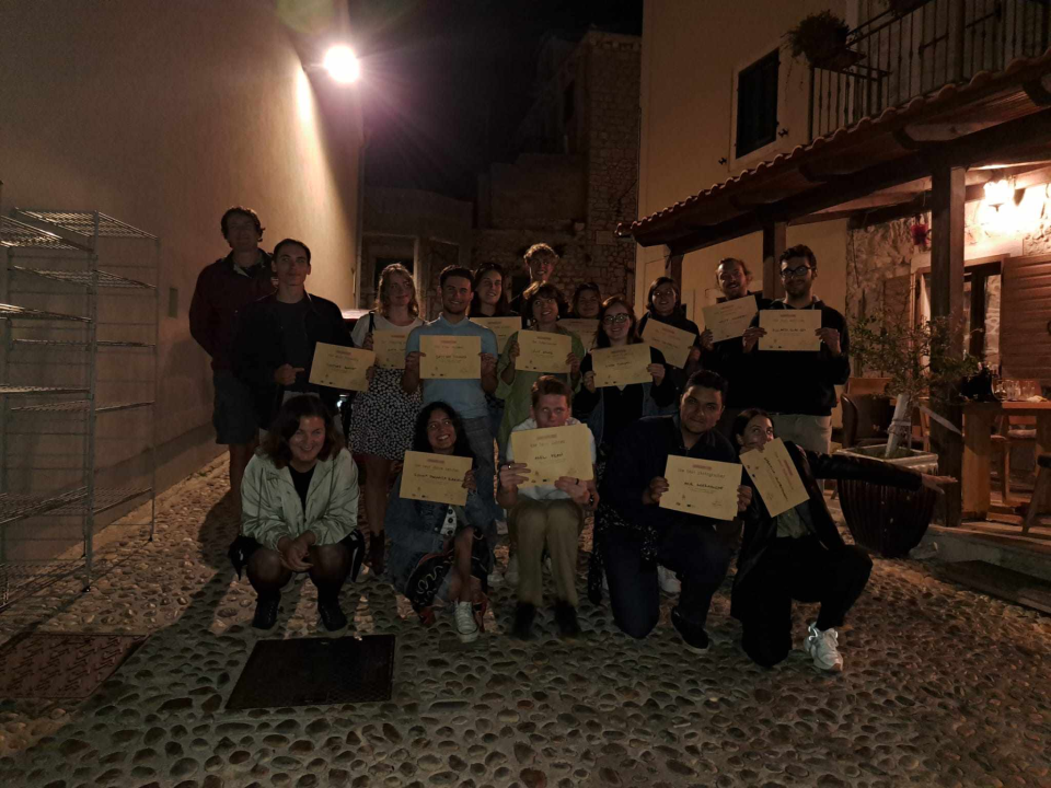 Masline su obrane, površine su zazelenjene, a Murter je čišći 