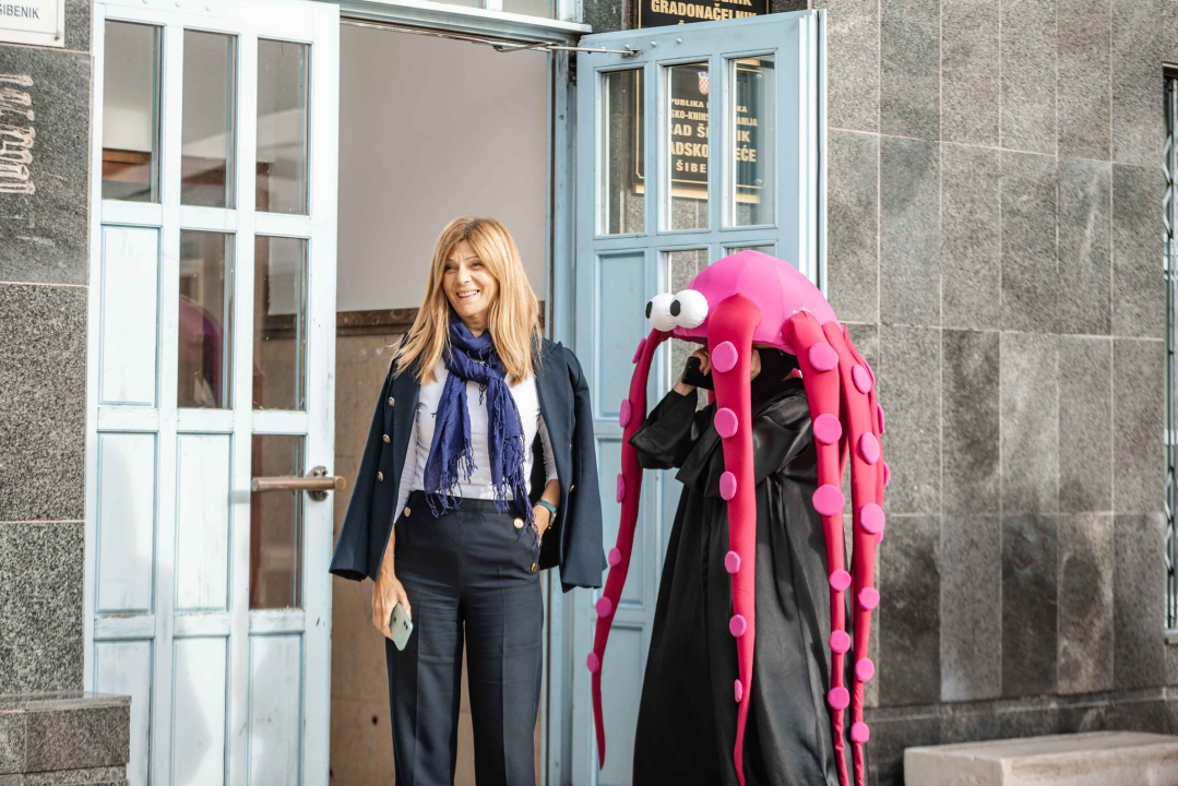 U Šibeniku obilježen Dan palčića: 'Našim anđelima među zvijezdama poslali smo balone na dar'