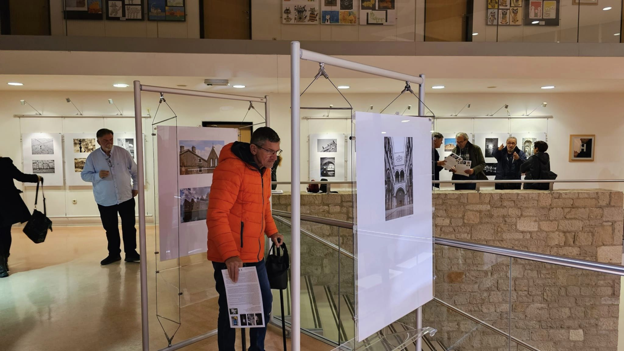 U knjižnici otvorena izložba 'Kalama, skalama, butama'