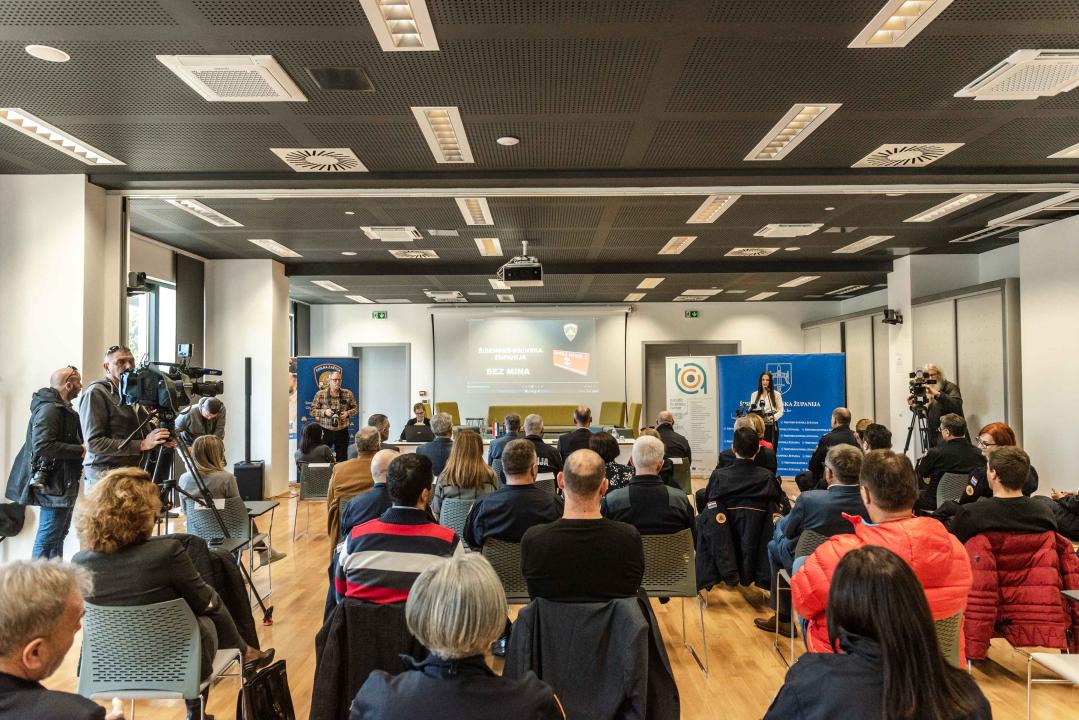 Šibensko-kninska županija oslobođena od mina, župan Jelić: 'S ovim činom smo upravo završili rat' 